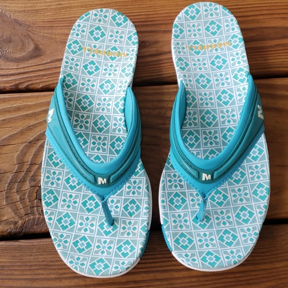 Merrell Shoes - Merrill Flip flops